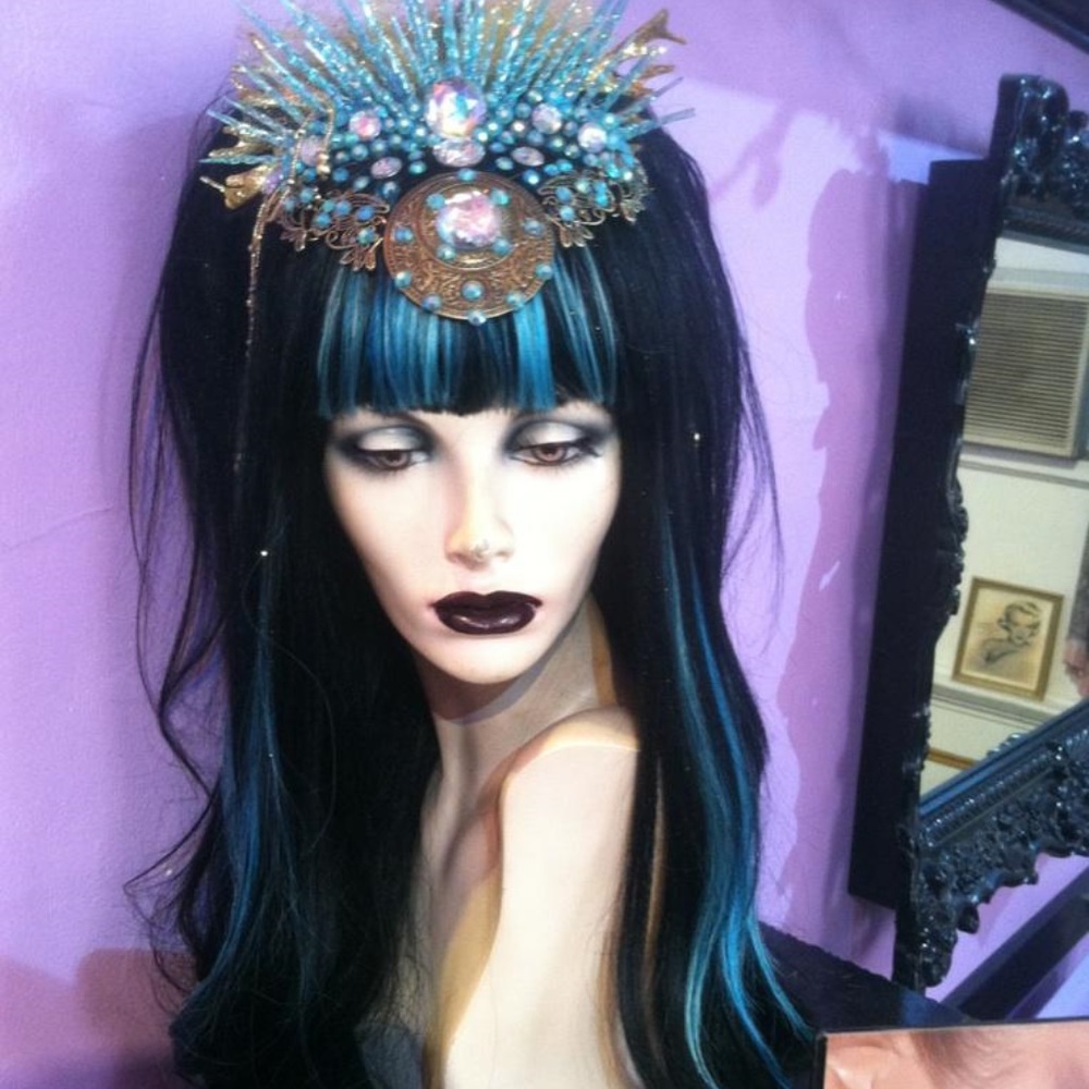 Fifi Mahony's Custom Design Wig